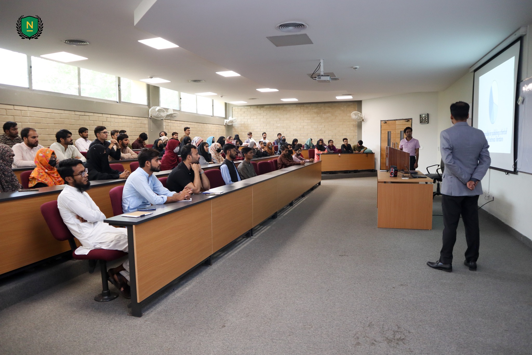 Exploring IEEE and its Global Opportunities for students