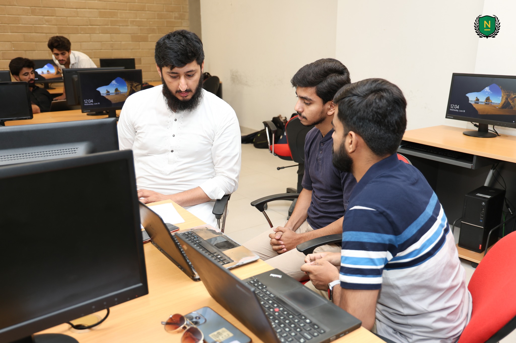 CS Department Organizes Student Project Exhibitions